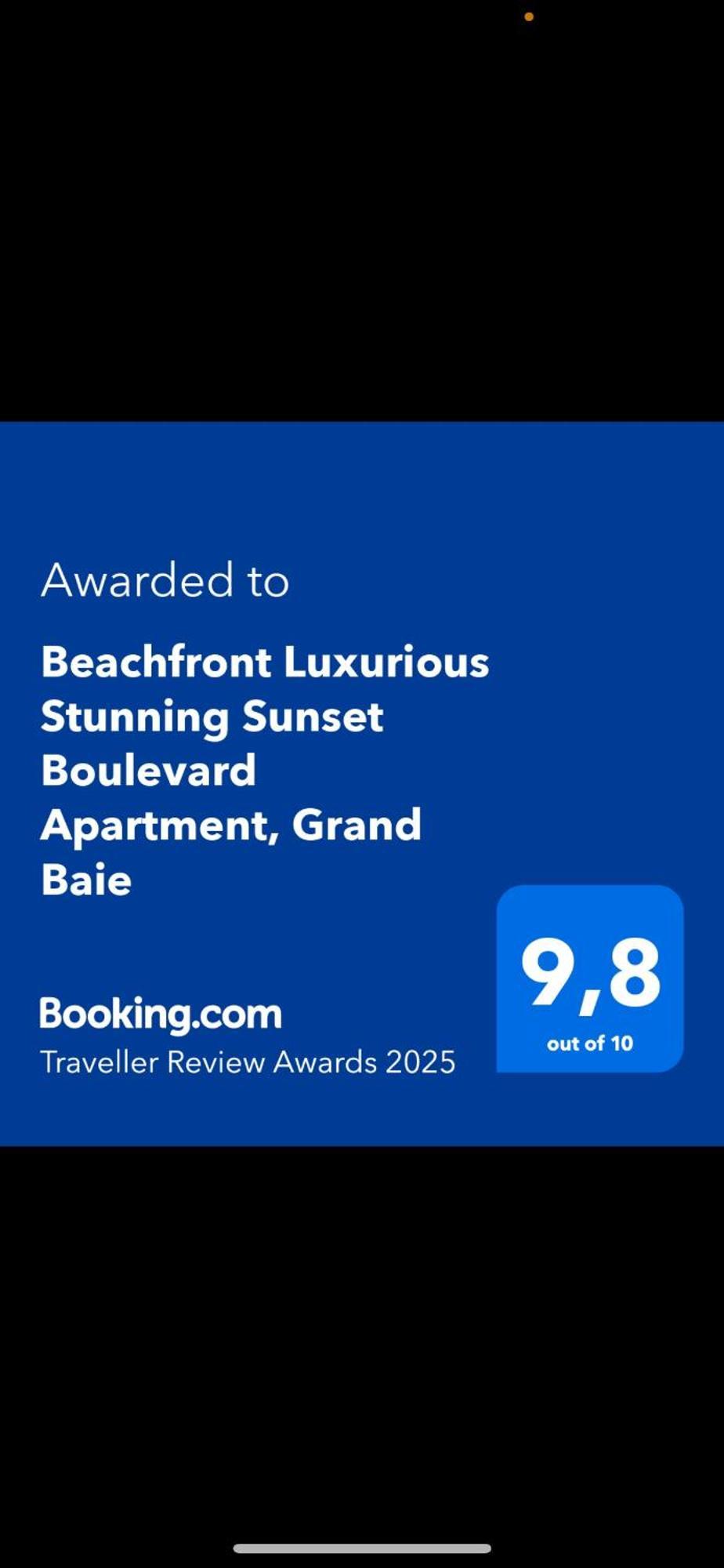 Beachfront Luxurious Stunning Sunset Boulevard Apartment, Grand Baie Esterno foto